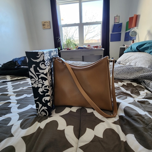 Liz Caliborne purse - Picture 1 of 6